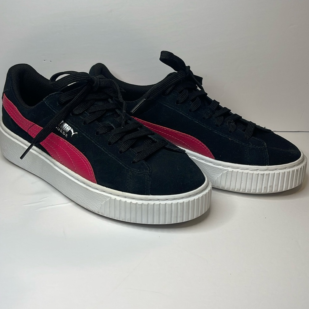 Puma Suede Platform Sneaker Big Kid's Shoes Puma Black-Love Potion